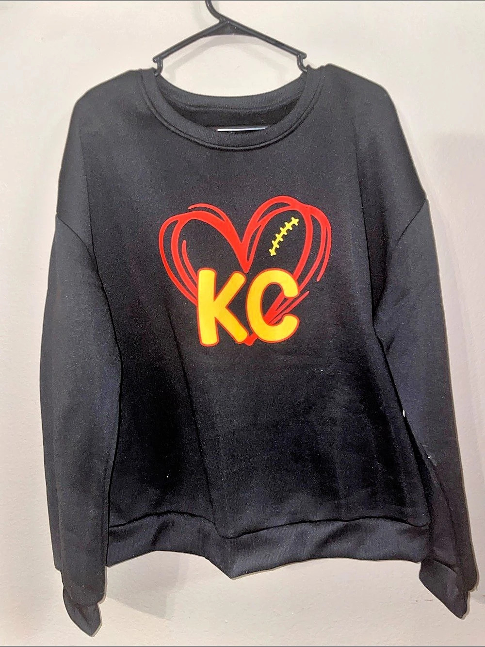 KC Graphic Sweatshirt in Black & Red